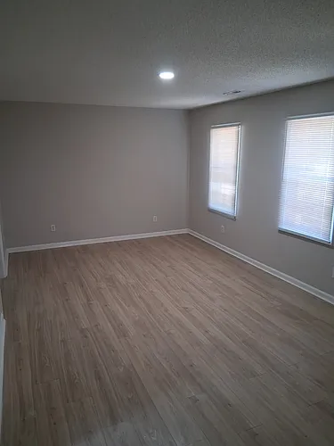 1010 Goff Ave Photo 1