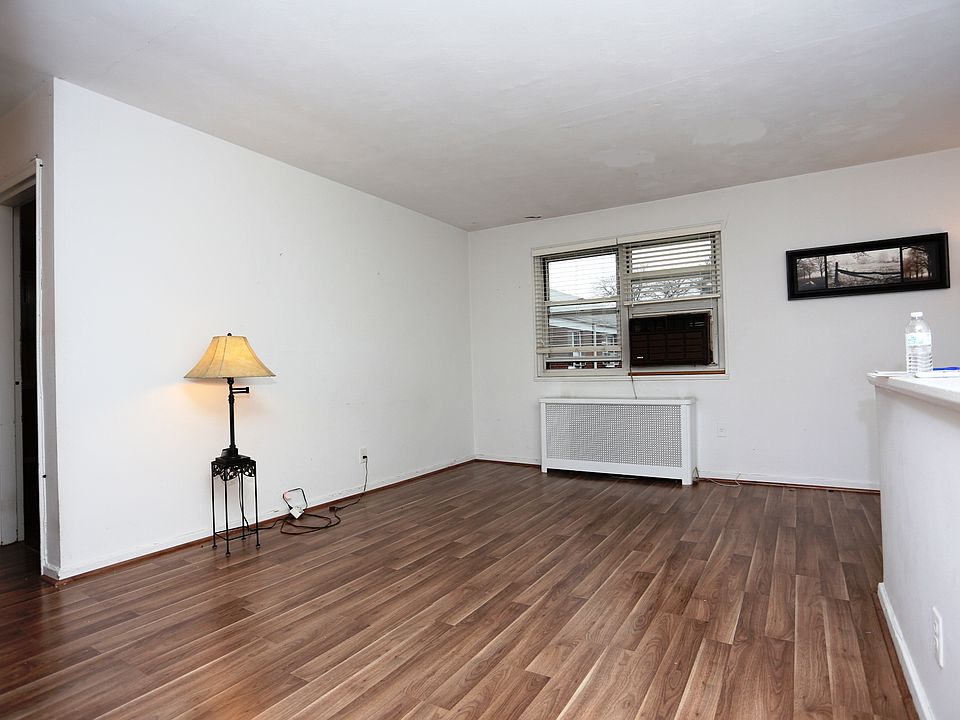 1st image of 21716 67th Ave #2