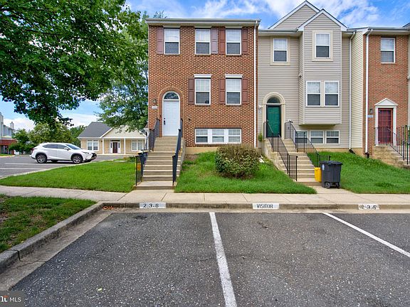 2nd image of 4304 Applegate Ln #2