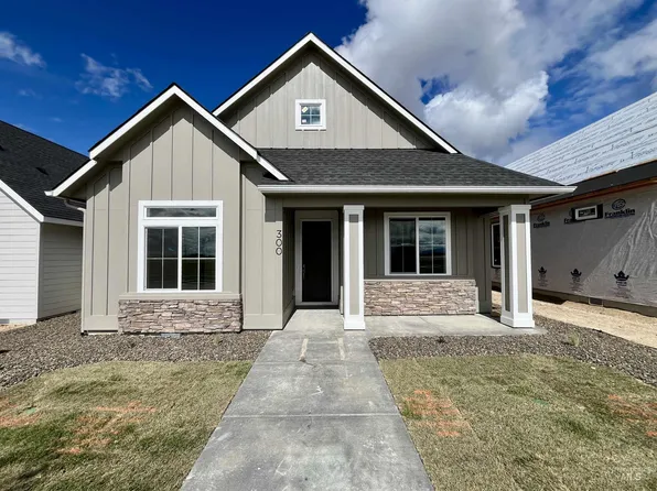300 E Mayfield Springs Blvd, Boise, ID 83716
