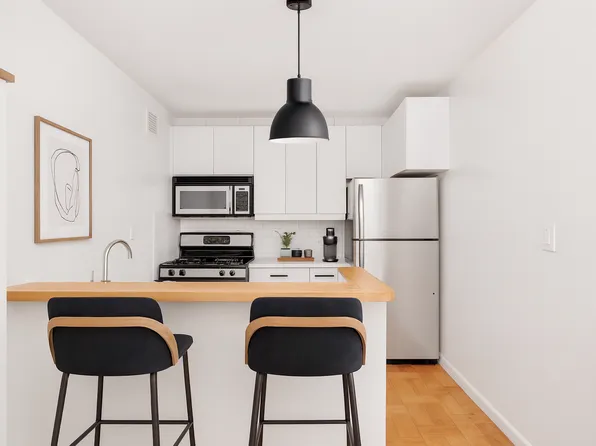 630 First Avenue image 3 of 10