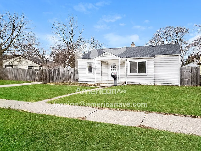 571796_002_front_view_2.jpg