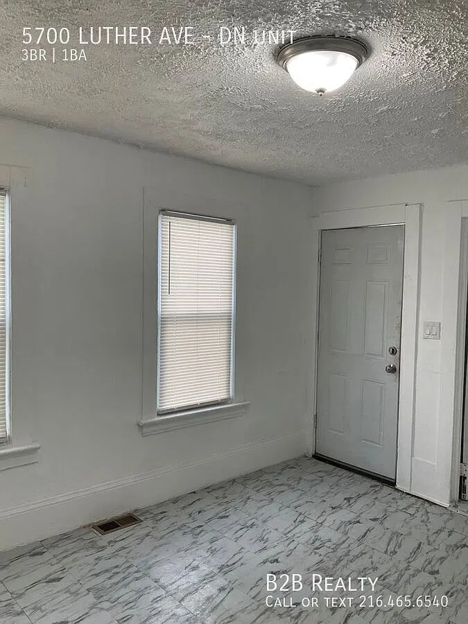 Charming 3-Bedroom Family Home Enjoy a $200 Move-In Special and a 13-Month Lease Bonus! — Photo 3