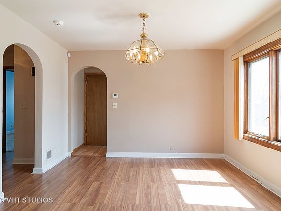 5th image of 3453 N Osceola Ave