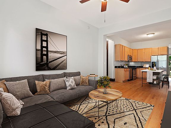 2nd image of 1009 N Washtenaw Ave #2S