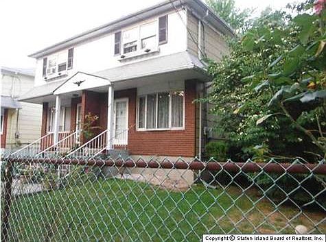 1st image of 427 Hoyt Ave