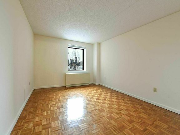 2nd image of 50 Battery Pl APT 2C