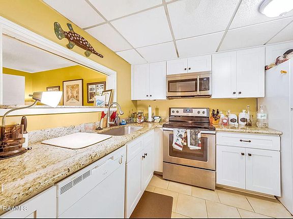 4th image of 1314 Dulles Dr #B