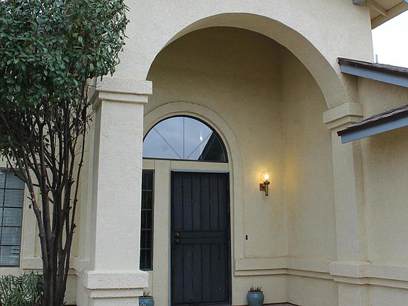 4th image of 2744 Southridge St