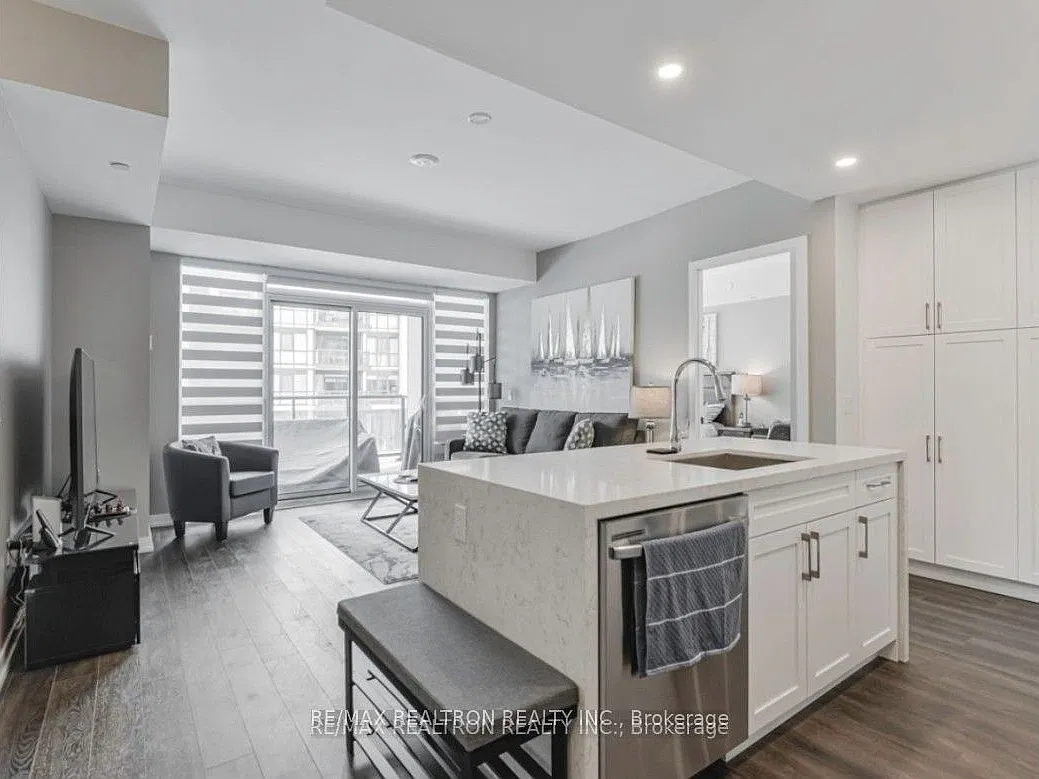 2 bed, $2,500 — Photo 2