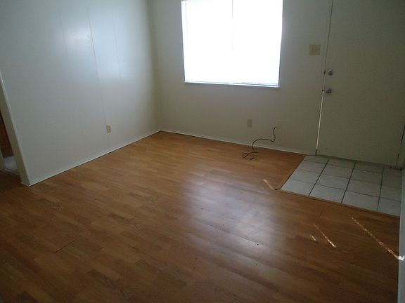 2nd image of 1407 Stamps St