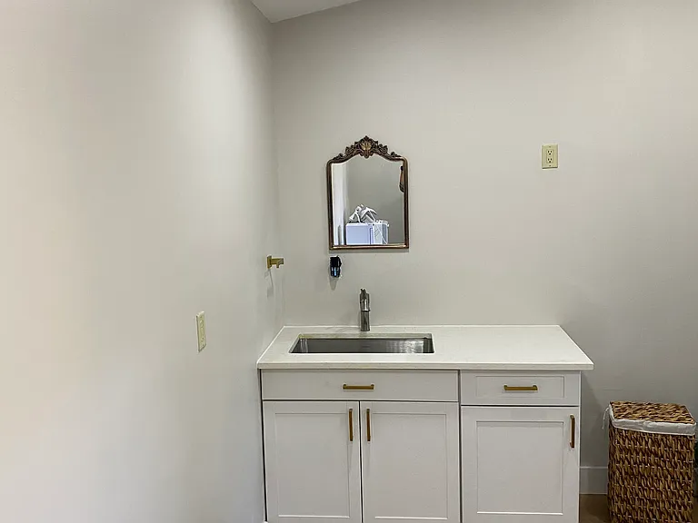 2135 Brookshire St — Photo 14