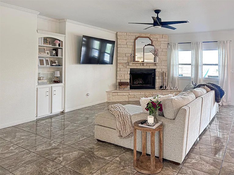 626 Sunset Trl — Photo 10