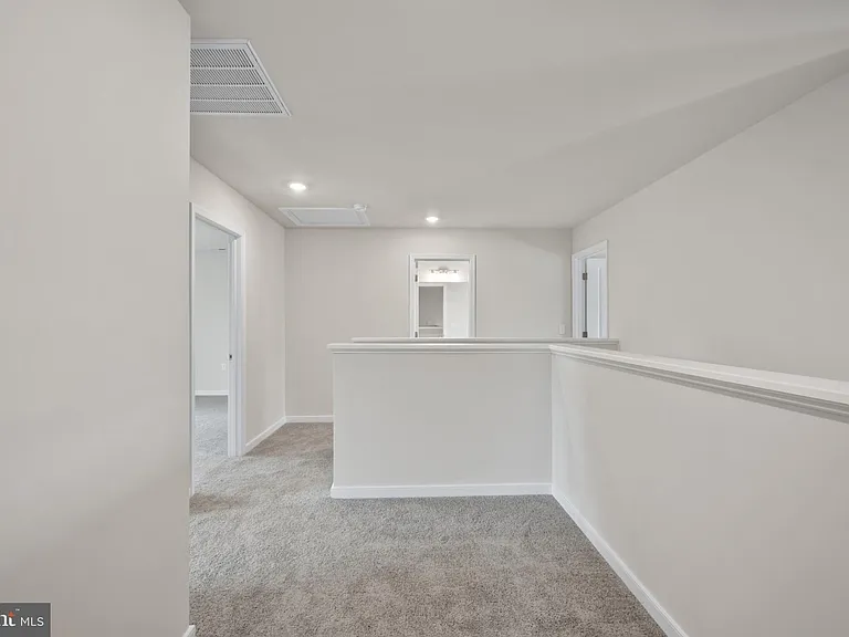 106 Mate Ct — Photo 21
