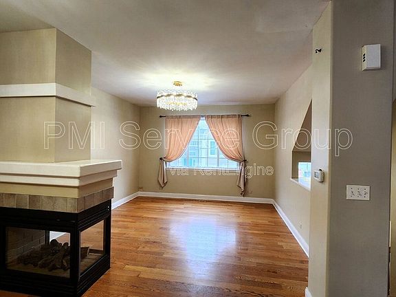4th image of 2325 Twilight Dr