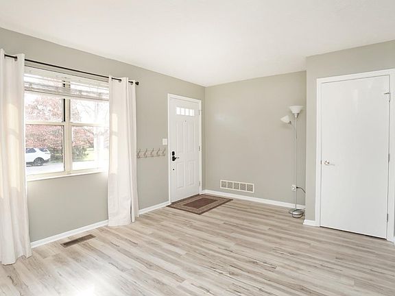 4th image of 6175 Lindsey Ct
