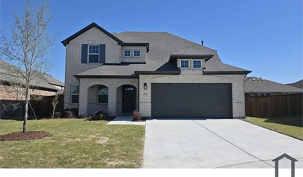 1823 Bachman Ln — Photo 2