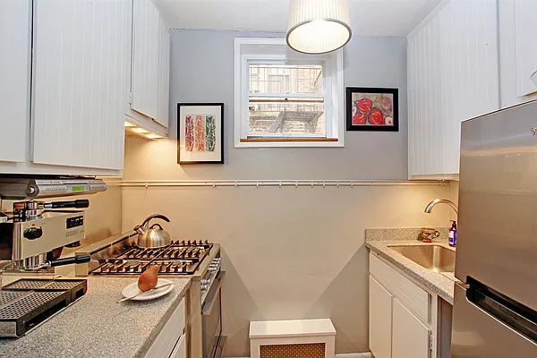 Rented by Corcoran | media 6