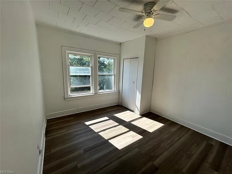 2232 W 103rd St #2 — Photo 7