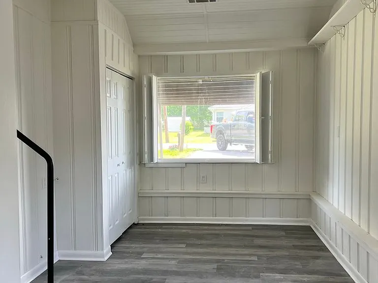 1604 Truman Ave — Photo 11