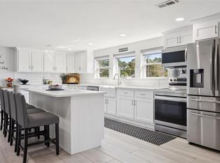 1900 Jenkins Neck Rd, Hayes, VA 23072