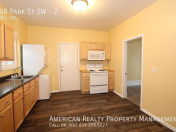 2nd image of 808 Park St SW #2