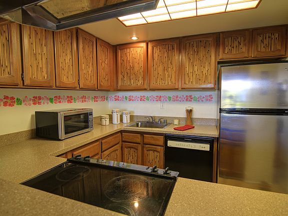 5th image of 2124 Awihi Pl APT 211