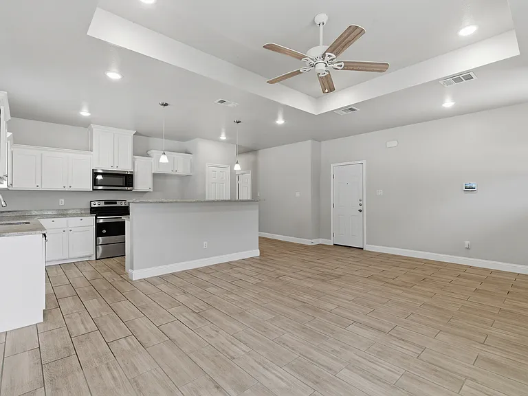 3614 Short St — Photo 3