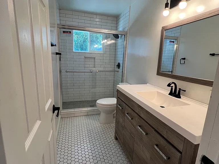 3917 Granada Ave — Photo 11