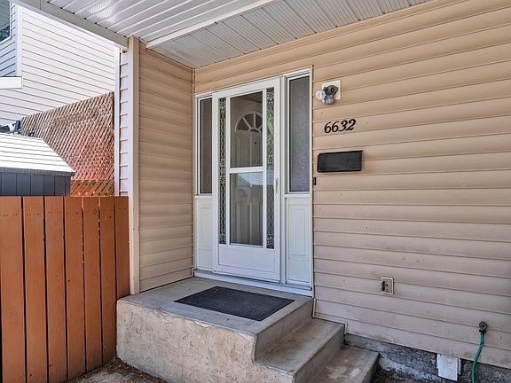 4th image of 6632 36a Ave NW