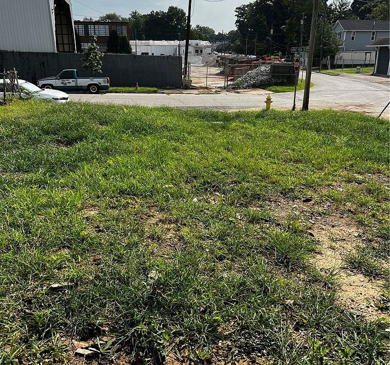 2nd image of 73 E 13th Street