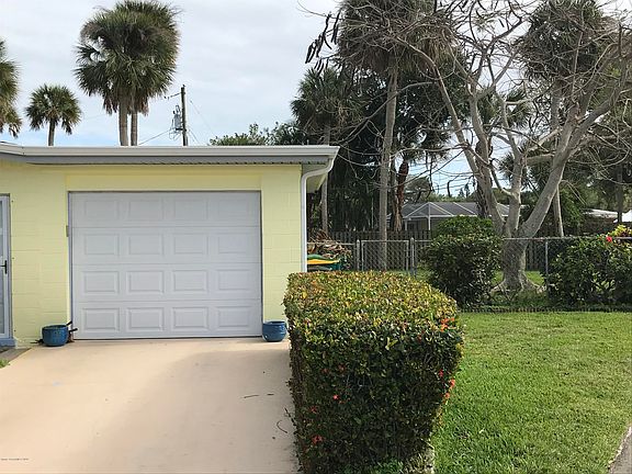 3rd image of 147 W Park Ln