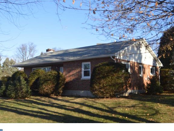 2nd image of 611 Stitzer Ave