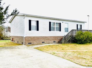 111 Mallard Ln, Grandy, NC 27939