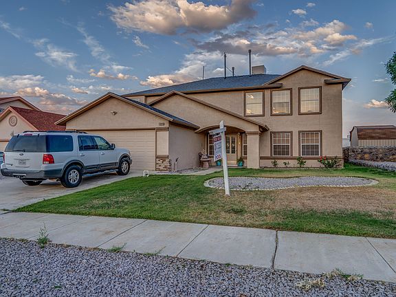 3rd image of 10890 Loma De Alma Dr