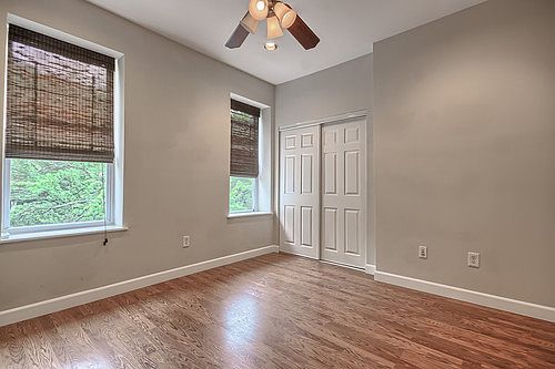 4th image of 4057A Hartford St