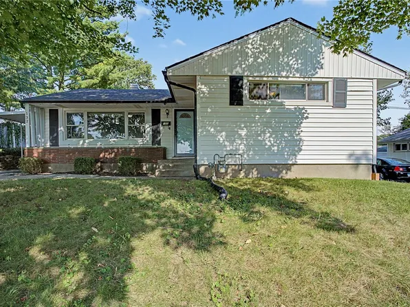 132 Circle Dr, Fairborn, OH 45324