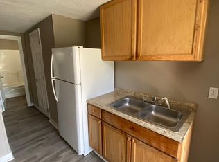 212 E Wotring St #212, Rossville, GA 30741