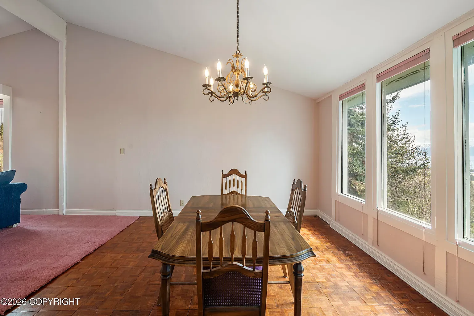 2 bed, 1000 sqft, $1,600 — Photo 2