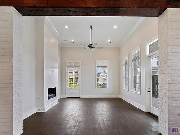 4th image of 10931 N Creek Ln