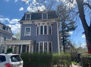69 Walnut St #1, Somerville, MA 02143