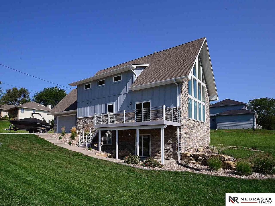 1st image of 1020 Elm Ct