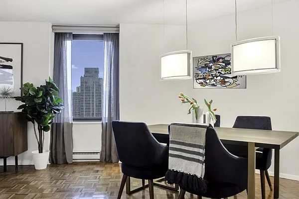 Sold by Compass | media 2