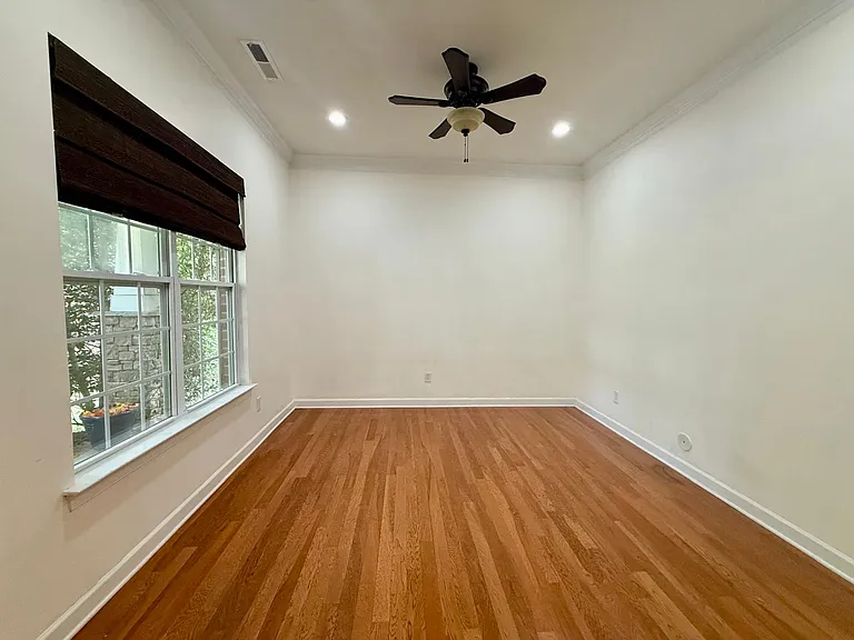 10110 Paxton Run Rd — Photo 10
