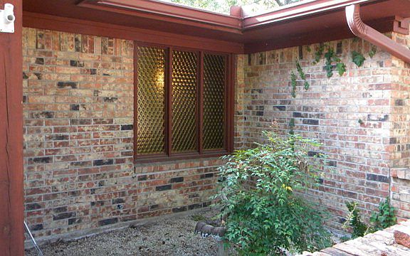 3rd image of 312 Hunters Creek Dr