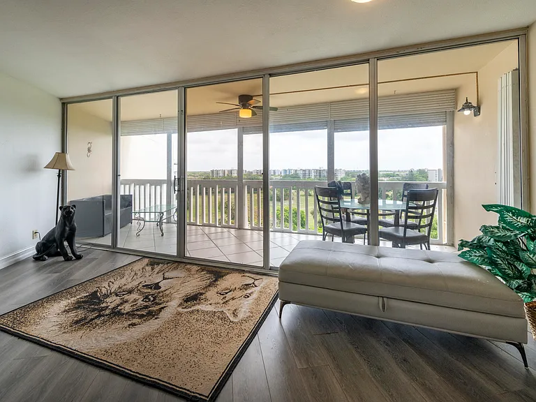 6911 Environ Blvd #8G — Photo 8