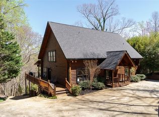 3208 Winterberry Ln, Gainesville, GA 30501