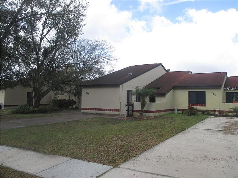 1st image of 745 Golden Sunshine Cir