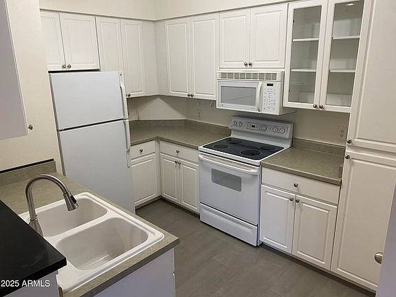 2nd image of 1701 E Colter St Unit 349