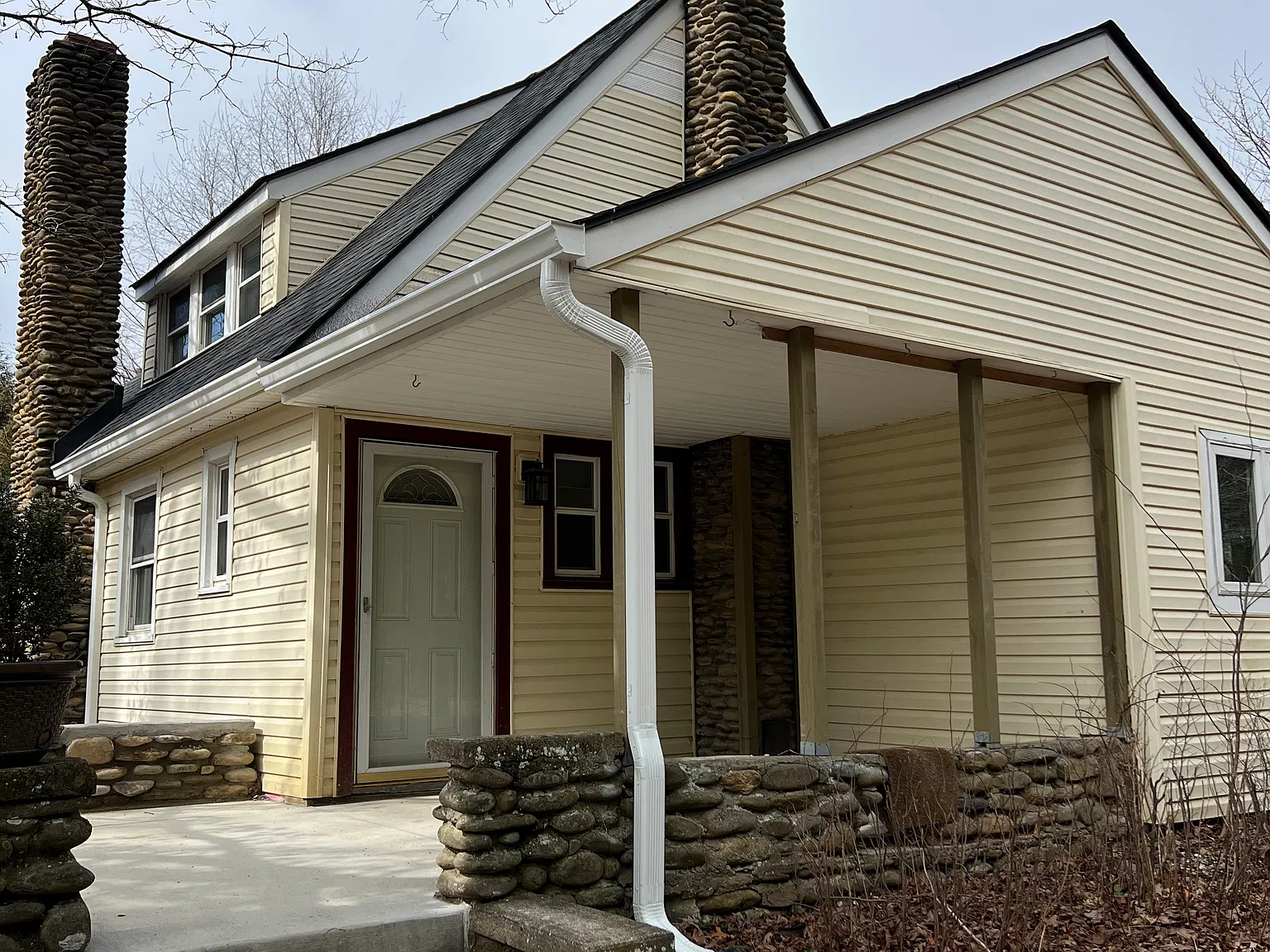 2 bed, 1050 sqft, $1,850 — Photo 3